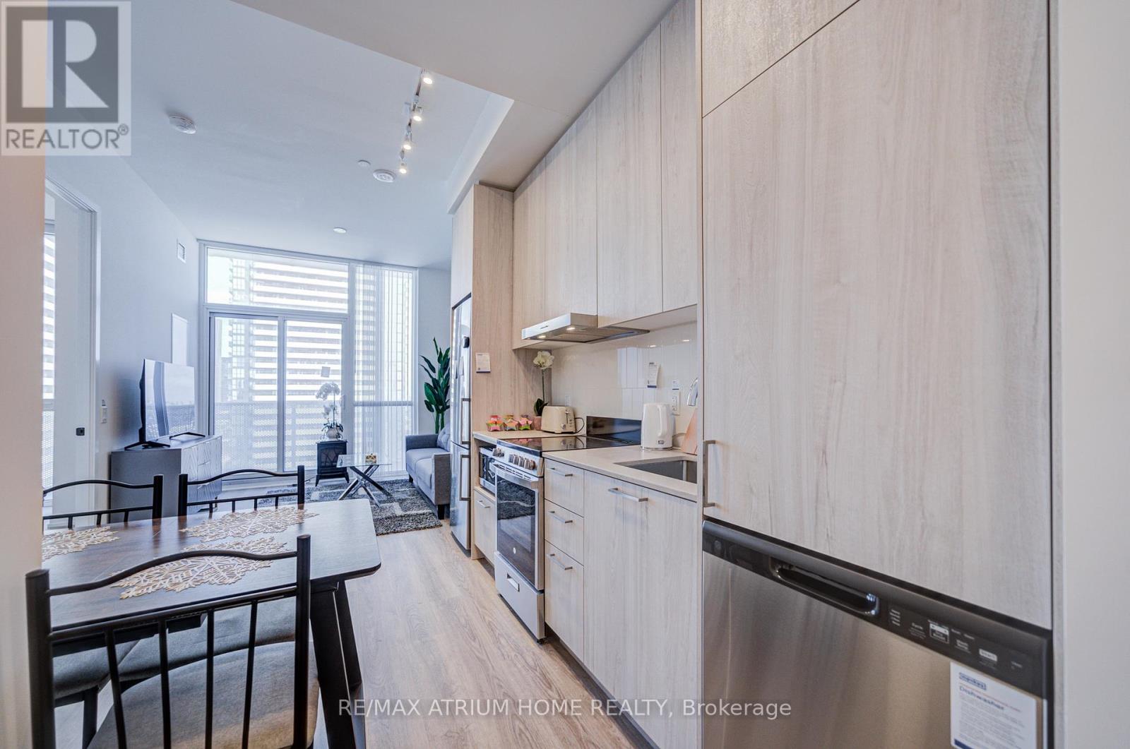 2101 - 195 Commerce St Street, Vaughan, Ontario  L4K 0P9 - Photo 6 - N12751140