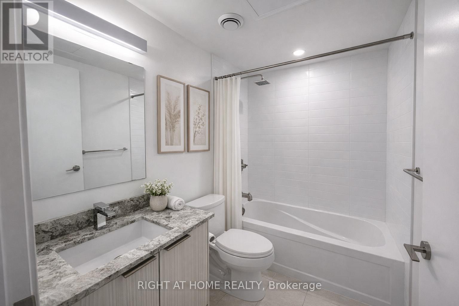 2004 - 501 Yonge Street, Toronto, Ontario  M4Y 0G8 - Photo 4 - C12898844