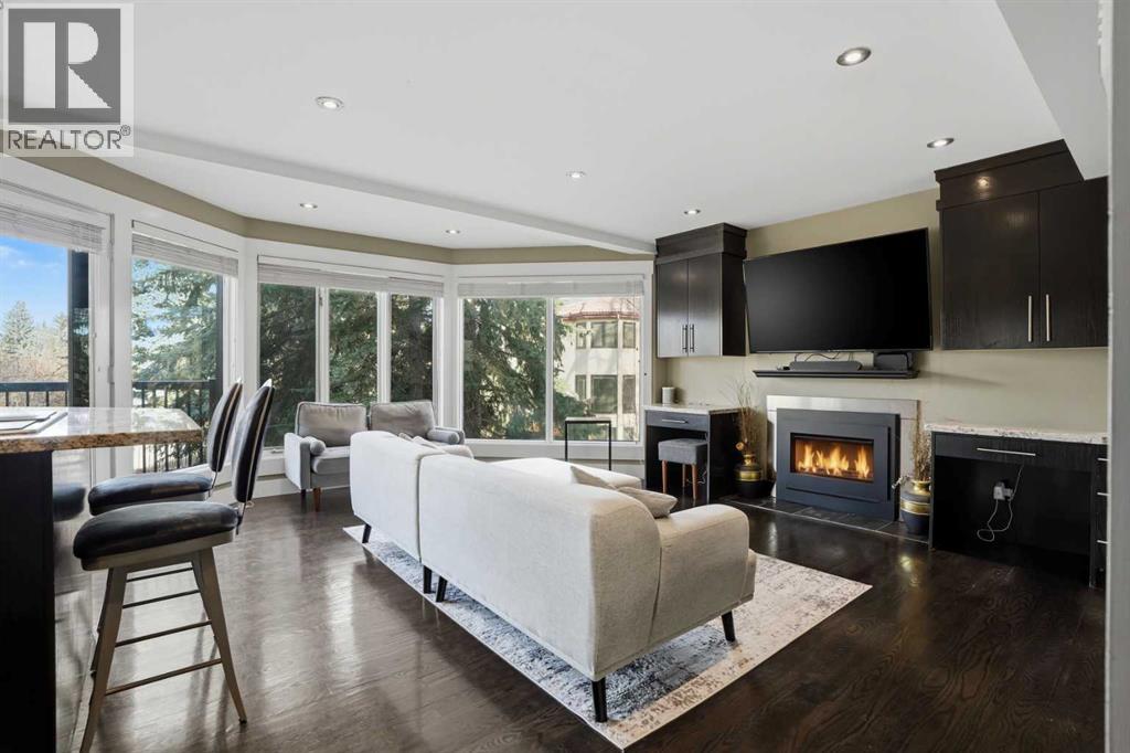 311 Coach Light Bay Sw, Calgary, Alberta  T3H 1X3 - Photo 23 - A2286955