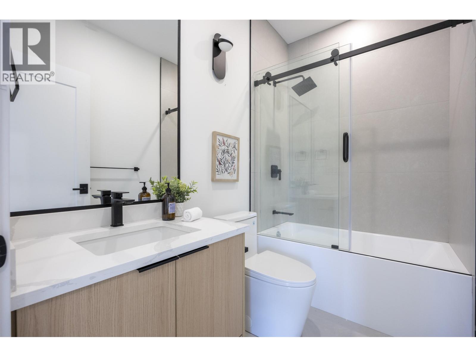 4 7353 12th Ave, Burnaby, British Columbia  V3N 2J8 - Photo 26 - R3104217