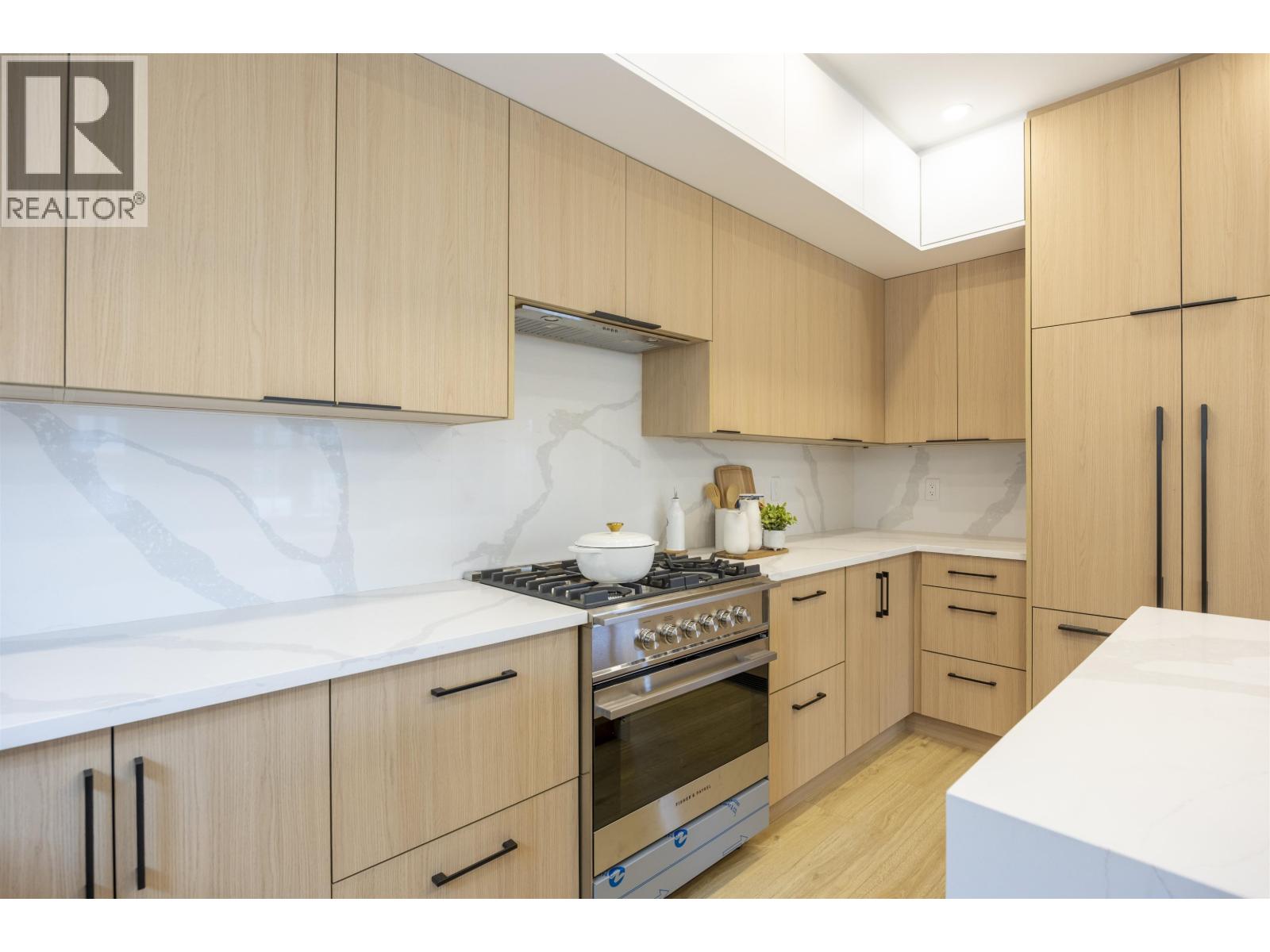 4 7353 12th Ave, Burnaby, British Columbia  V3N 2J8 - Photo 15 - R3104217