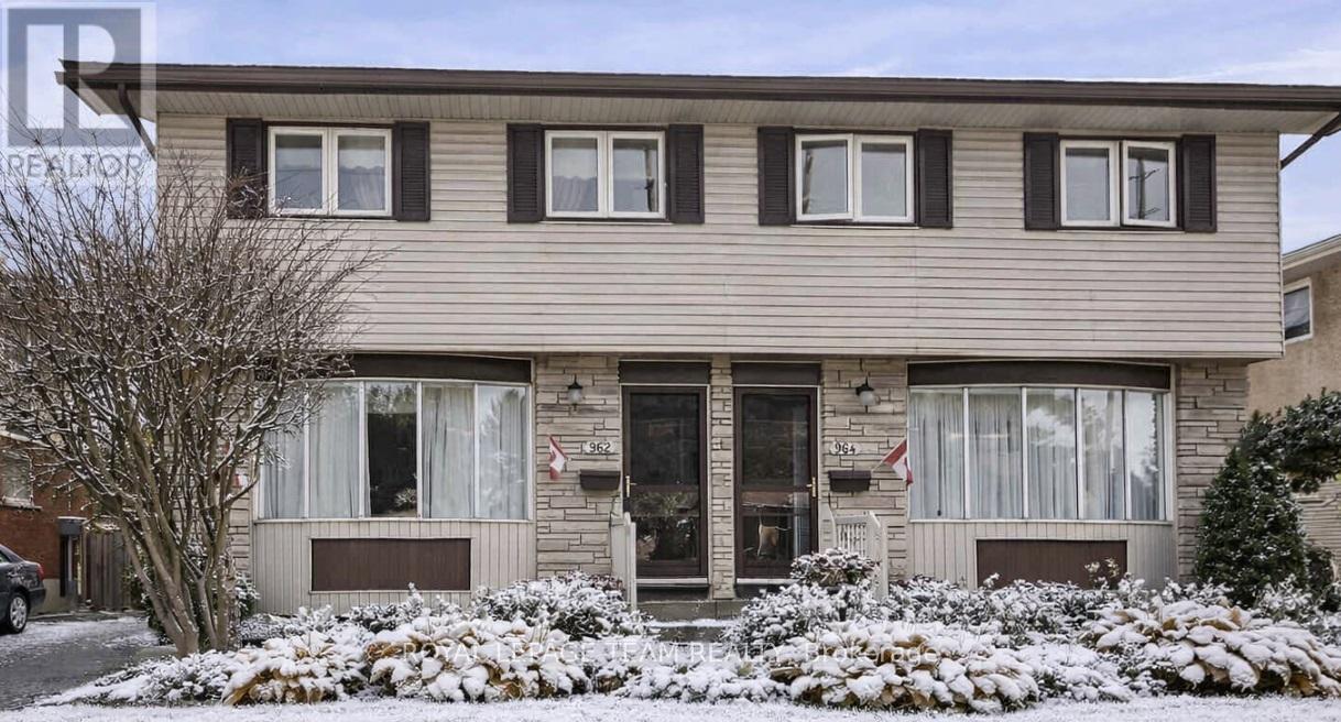 962 DYNES ROAD, Ottawa, Ontario