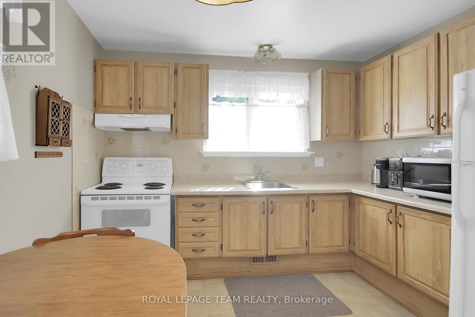 962 Dynes Road, Ottawa, Ontario  K2C 0G8 - Photo 12 - X12927082