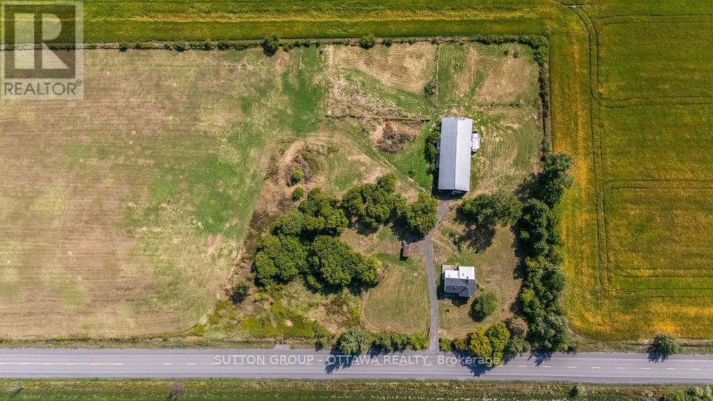 9420 Parkway Road, Ottawa, Ontario  K0A 1V0 - Photo 6 - X12927110