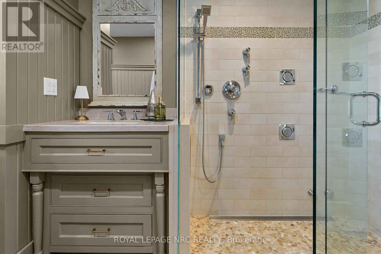 1196 House Road, Fort Erie, Ontario  L0S 1N0 - Photo 21 - X12927086