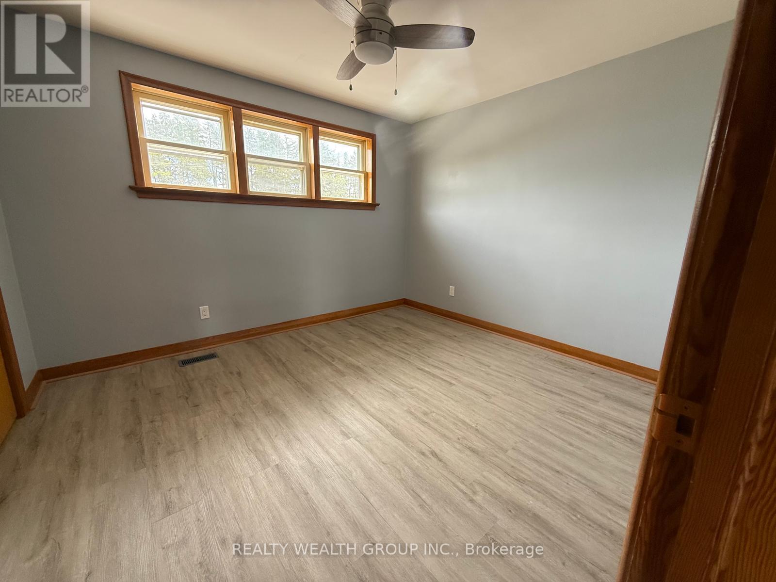 12190 Warden Avenue, Whitchurch-Stouffville, Ontario  L4A 2K1 - Photo 5 - N12927080