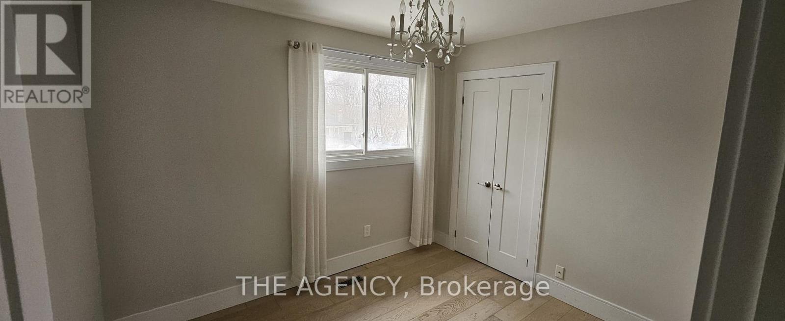 289 Emerald Isle Court, Richmond Hill, Ontario  L4C 4E3 - Photo 7 - N12927094