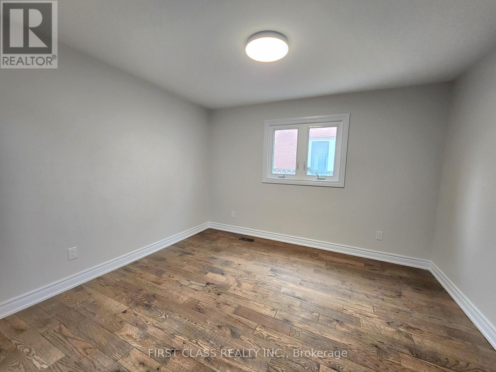 15 Strathmore Drive, Markham, Ontario  L3P 6J7 - Photo 10 - N12927098