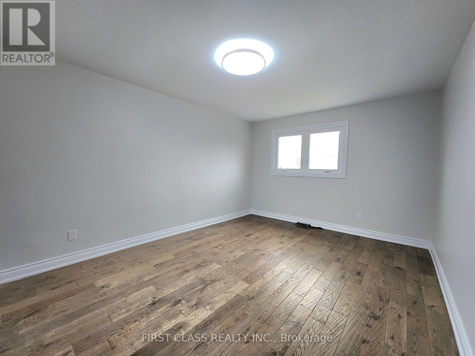 15 Strathmore Drive, Markham, Ontario  L3P 6J7 - Photo 13 - N12927098