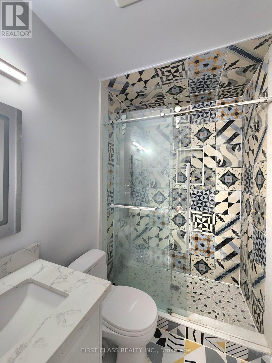 15 Strathmore Drive, Markham, Ontario  L3P 6J7 - Photo 14 - N12927098