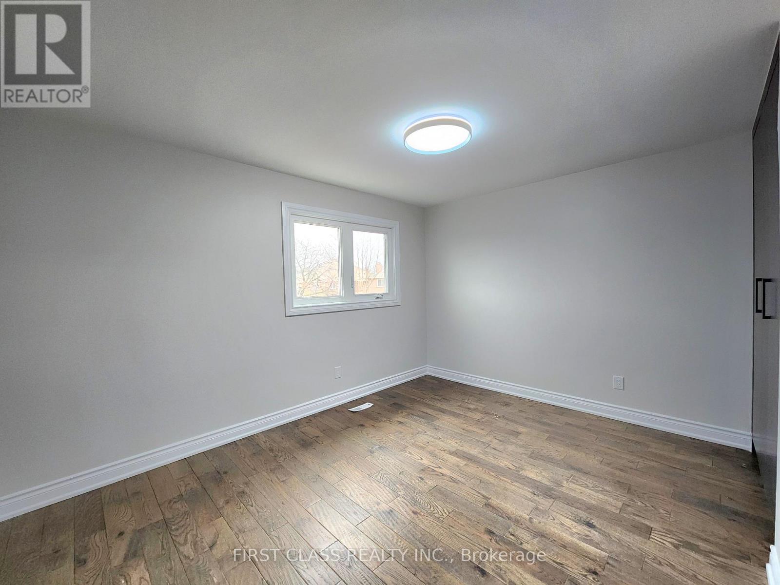 15 Strathmore Drive, Markham, Ontario  L3P 6J7 - Photo 15 - N12927098