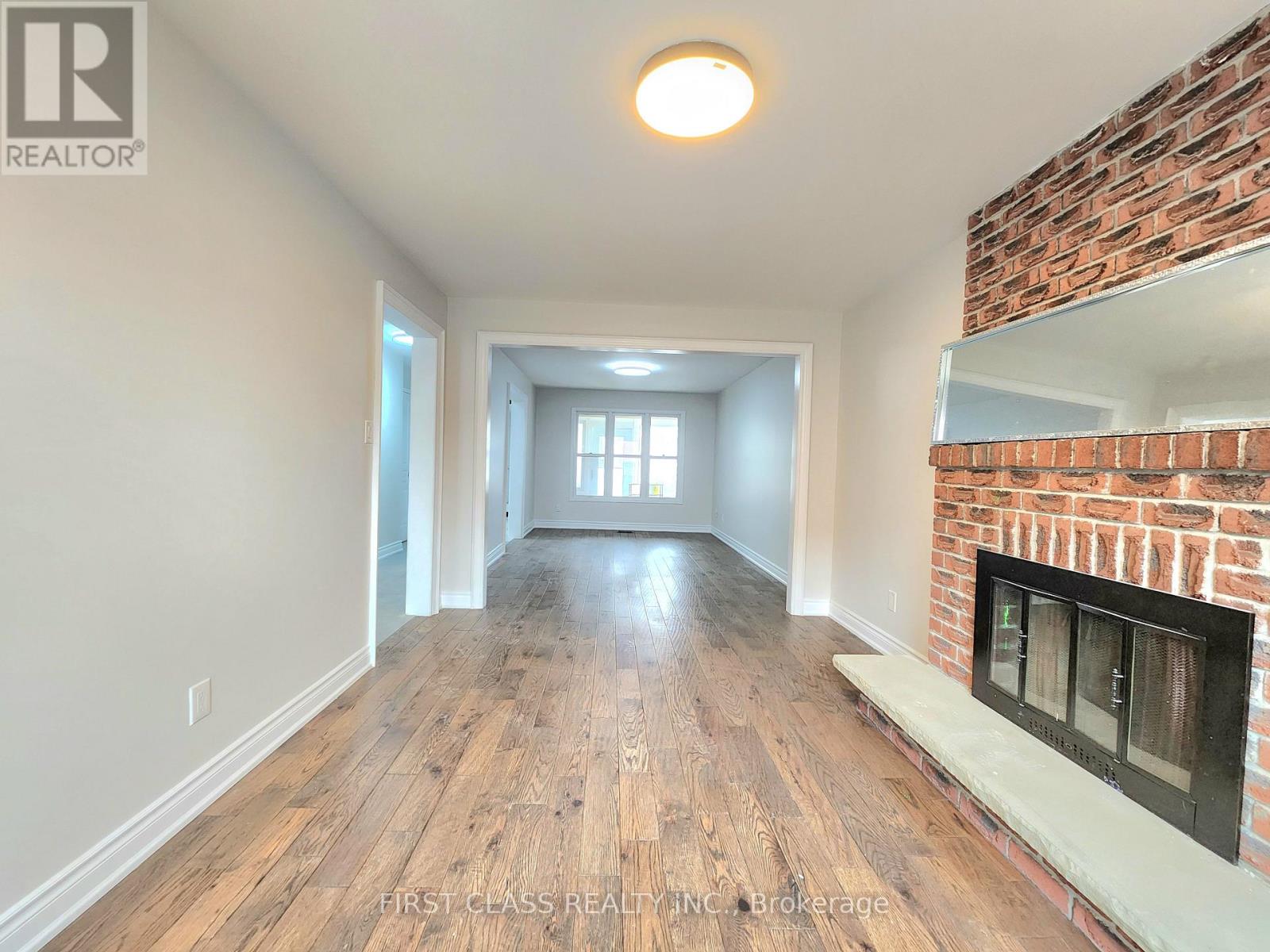 15 Strathmore Drive, Markham, Ontario  L3P 6J7 - Photo 5 - N12927098