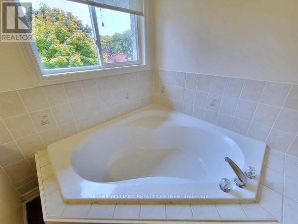 19 Northview Crescent, Barrie, Ontario  L4N 9T4 - Photo 21 - S12927108