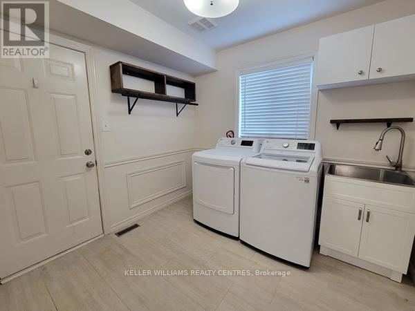 19 Northview Crescent, Barrie, Ontario  L4N 9T4 - Photo 5 - S12927108