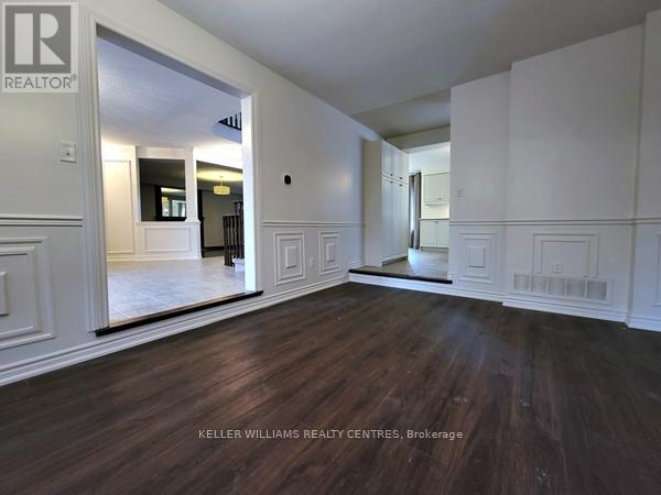 19 Northview Crescent, Barrie, Ontario  L4N 9T4 - Photo 9 - S12927108