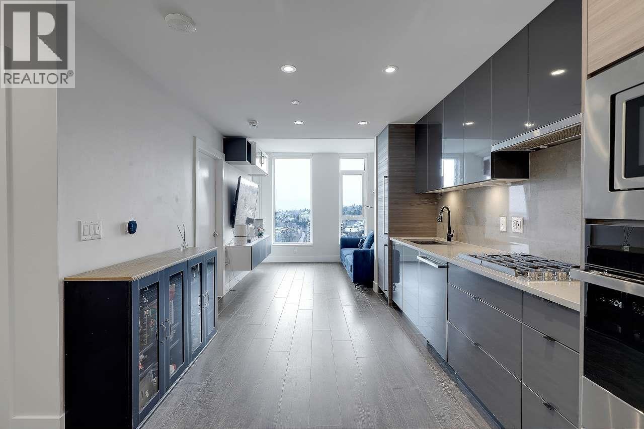 1705 3438 SAWMILL CRESCENT, Vancouver, British Columbia