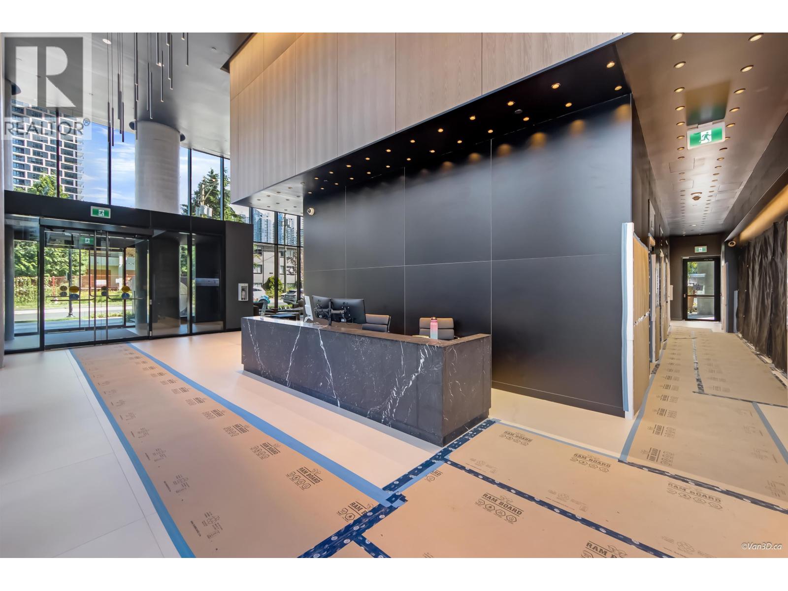 2205 5987 Wilson Avenue, Burnaby, British Columbia  V5H 0L7 - Photo 3 - R3103264