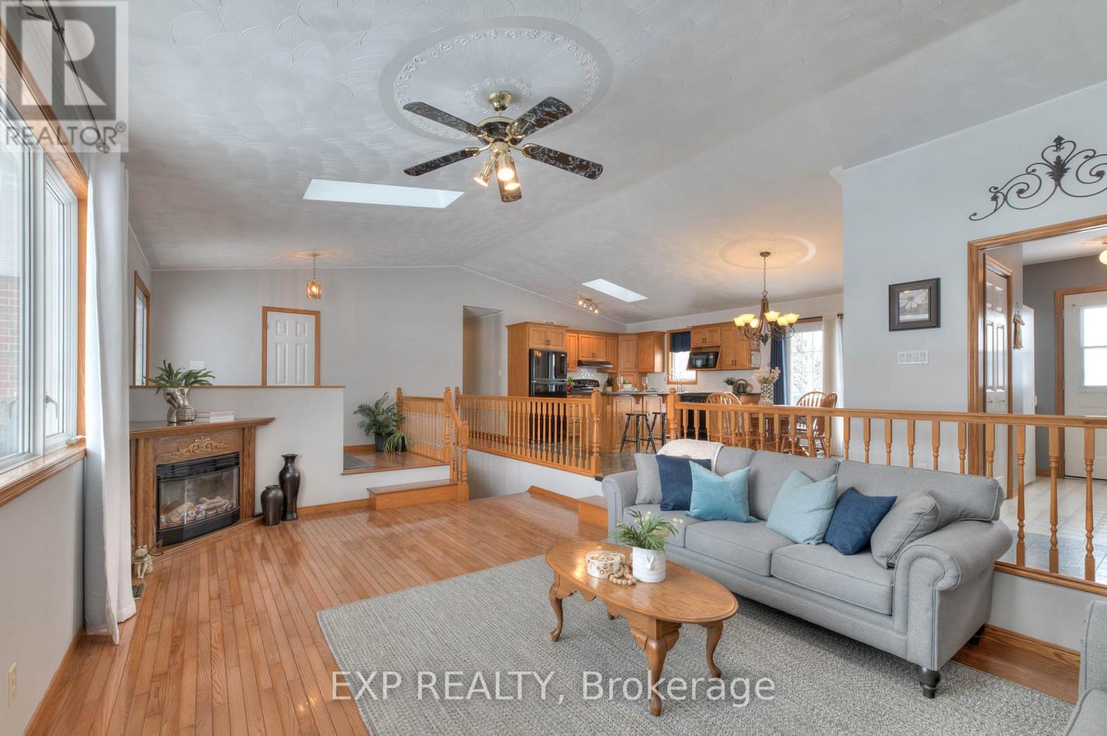 763 Sports Drive, Huron East, Ontario  N0G 1H0 - Photo 2 - X12927104