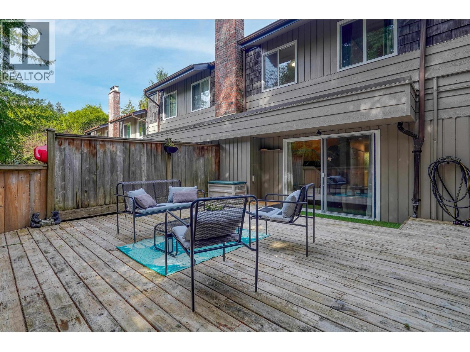 2329 Mountain Highway, North Vancouver, British Columbia  V7J 2N2 - Photo 17 - R3103882