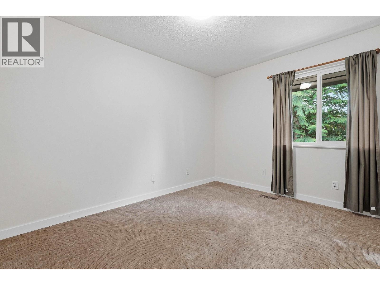 2329 Mountain Highway, North Vancouver, British Columbia  V7J 2N2 - Photo 23 - R3103882