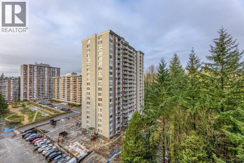 1301 2004 FULLERTON AVENUE, North Vancouver, British Columbia