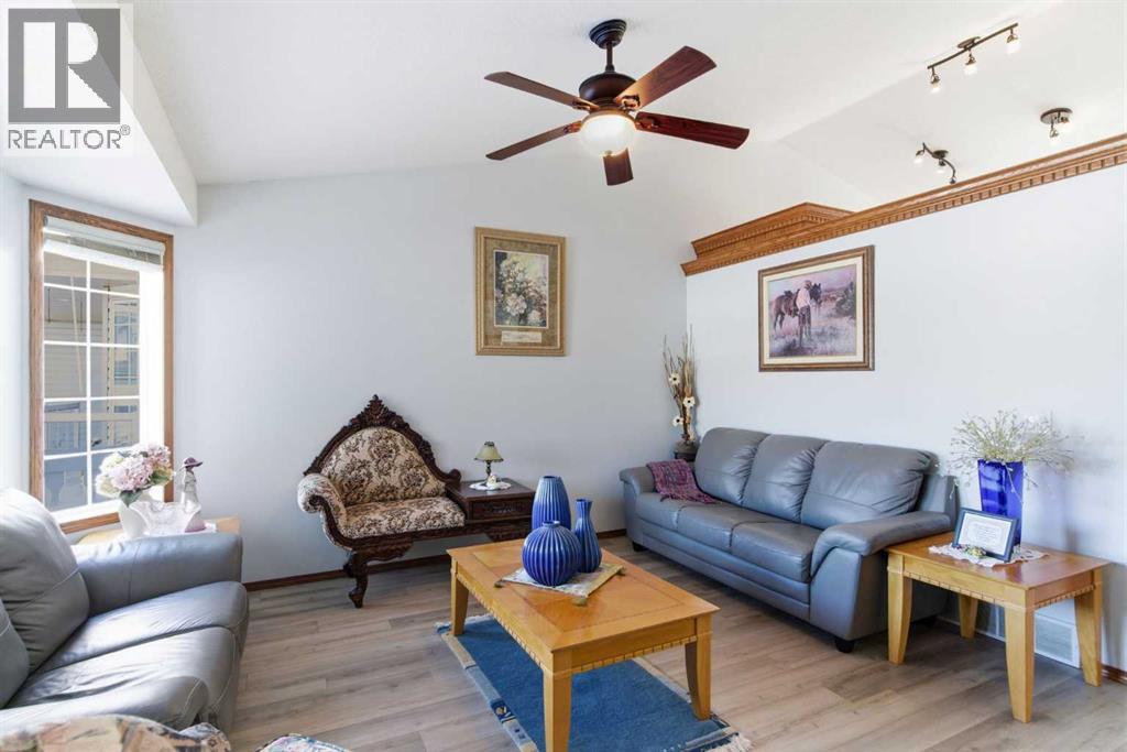 247 Cambridge Crescent, Strathmore, Alberta  T1P 1R9 - Photo 9 - A2286255