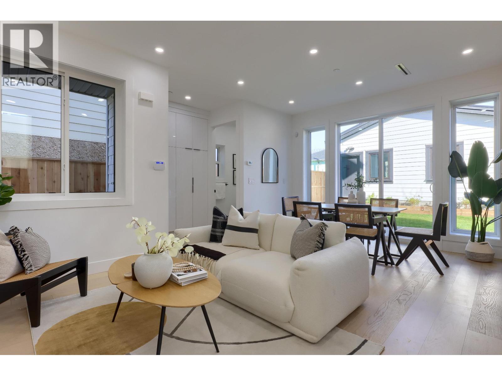 2 4742 St Catherines Street, Vancouver, British Columbia  V5V 4M7 - Photo 17 - R3104189