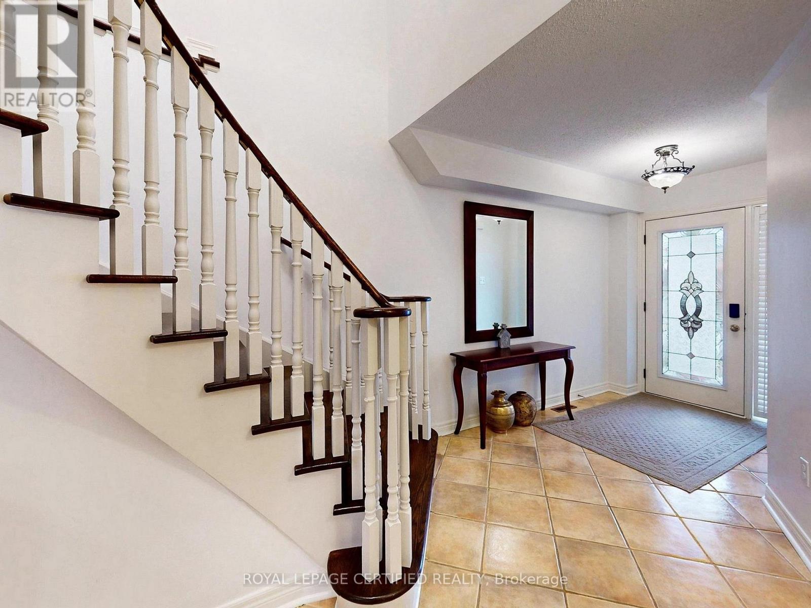 8 Grapevine Road, Caledon, Ontario  L7E 2L2 - Photo 19 - W12926746