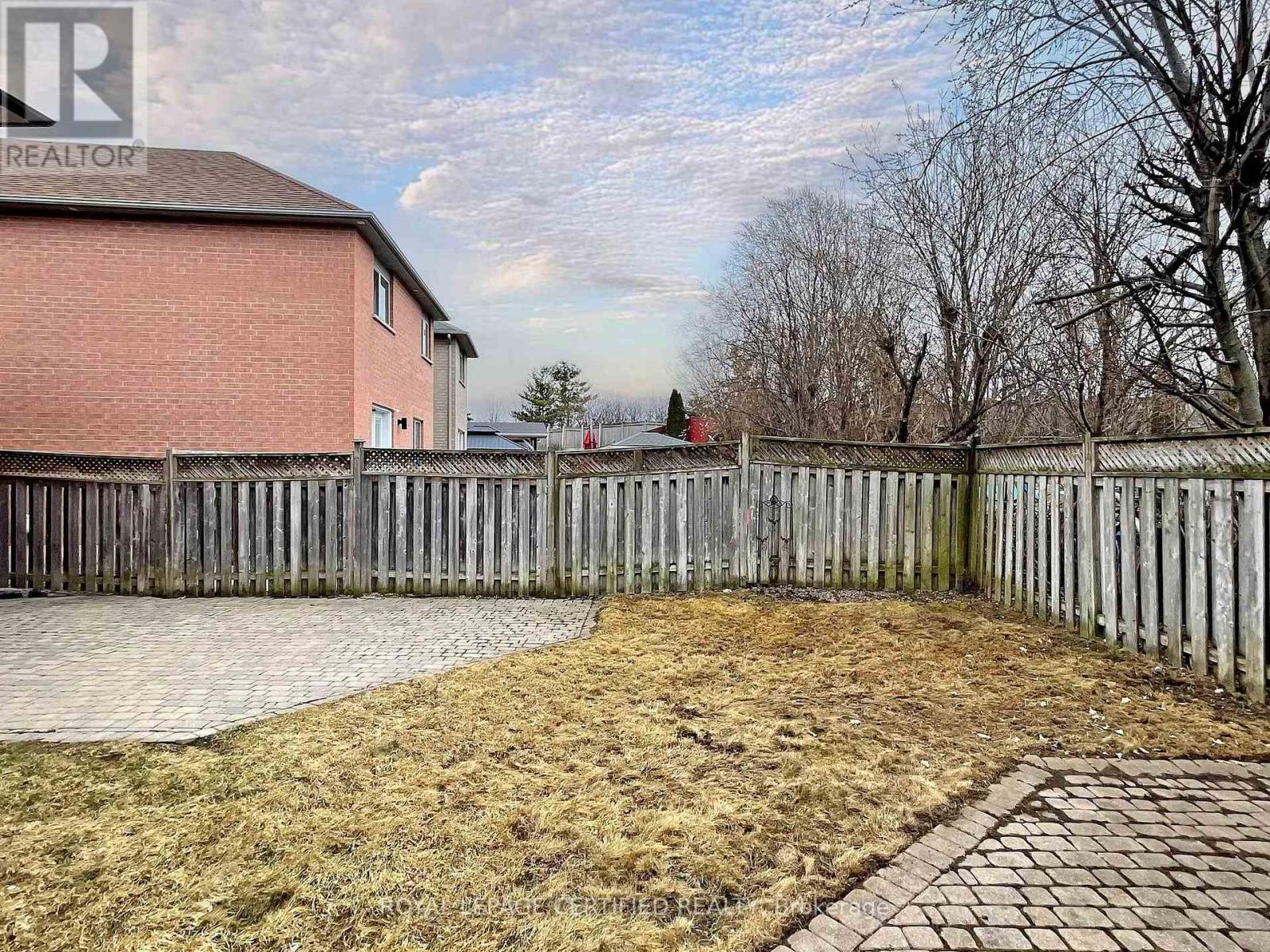 8 Grapevine Road, Caledon, Ontario  L7E 2L2 - Photo 38 - W12926746