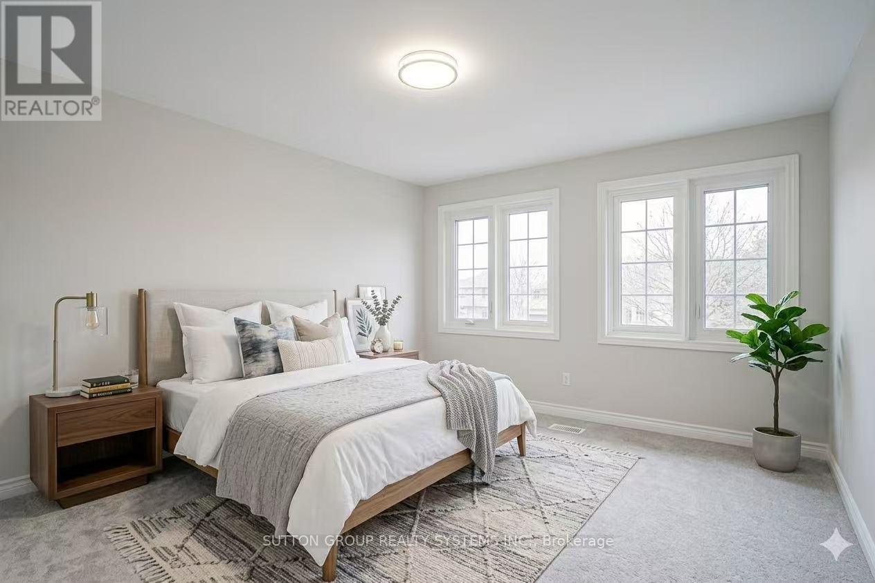 61 Somerset Crescent, Richmond Hill, Ontario  L4C 8N8 - Photo 36 - N12927122