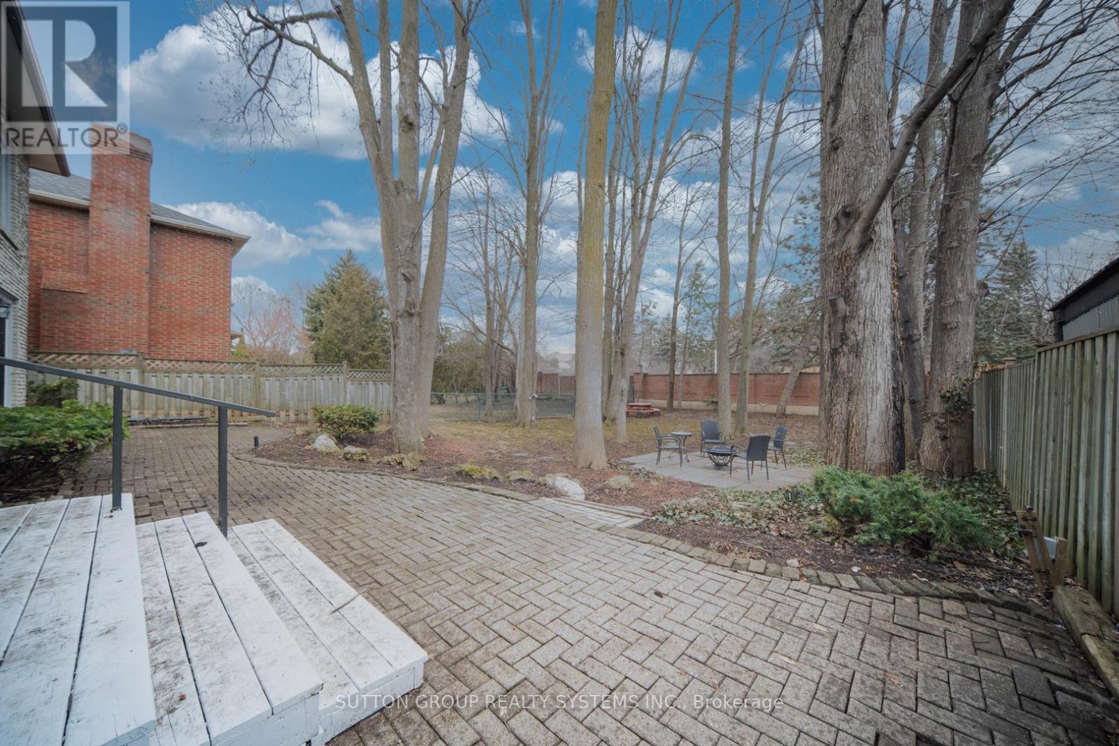 61 Somerset Crescent, Richmond Hill, Ontario  L4C 8N8 - Photo 45 - N12927122