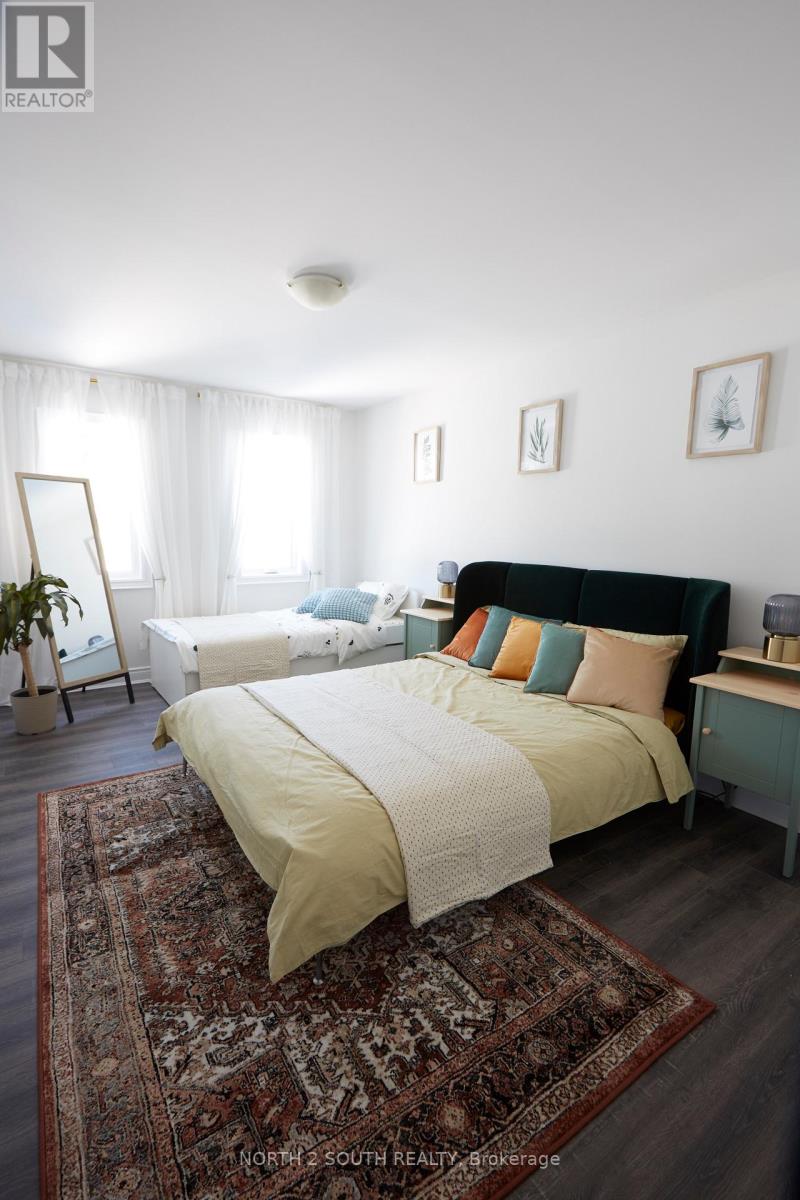 4 Boville Court, Oro-Medonte, Ontario  L0L 2L0 - Photo 10 - S12927128