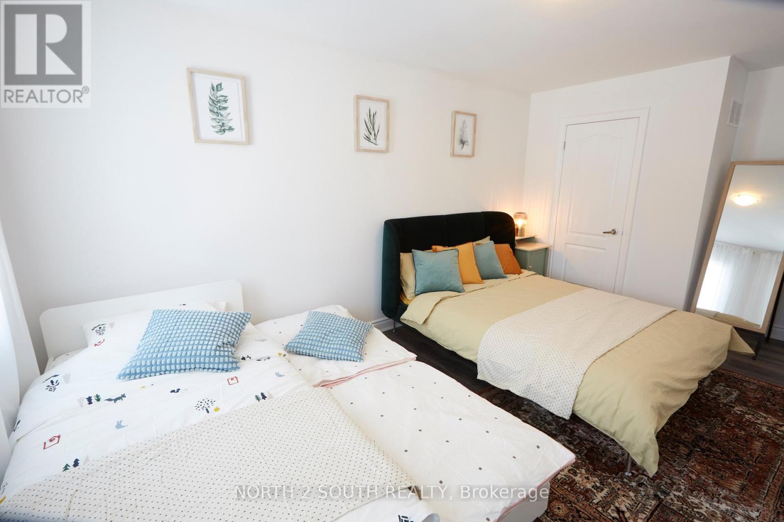 4 Boville Court, Oro-Medonte, Ontario  L0L 2L0 - Photo 11 - S12927128