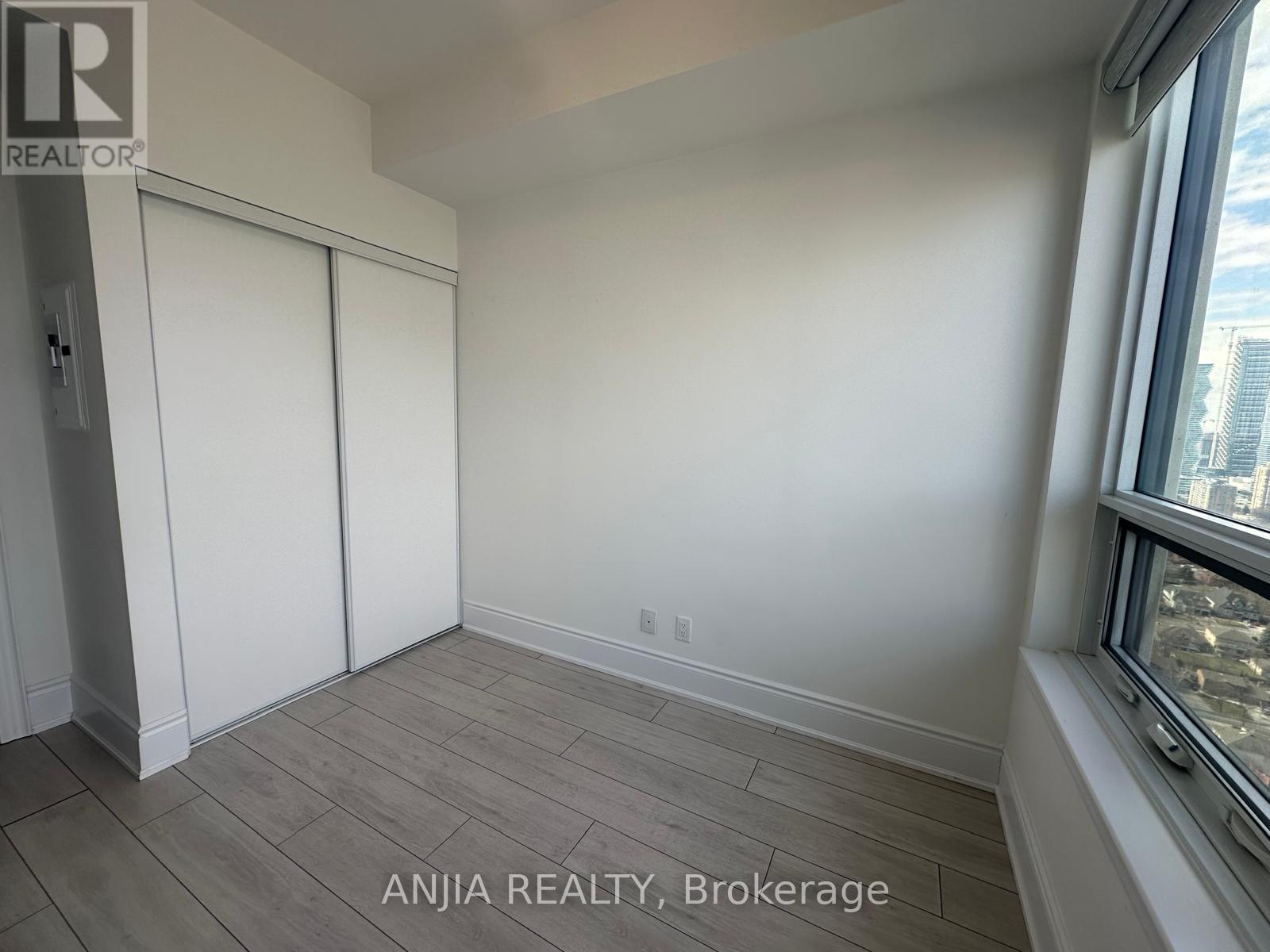 3711 - 30 Elm Drive W, Mississauga, Ontario  L5B 0N6 - Photo 16 - W12927120