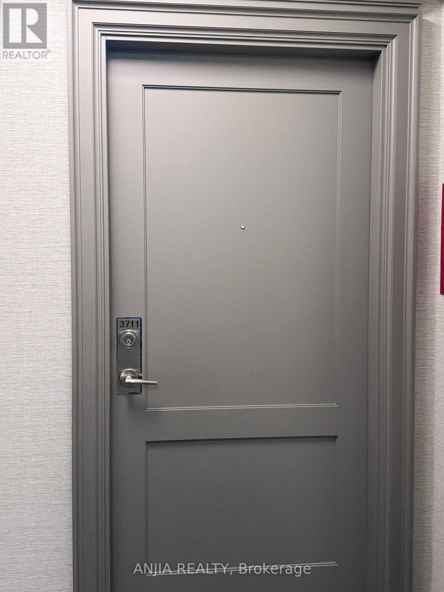 3711 - 30 Elm Drive W, Mississauga, Ontario  L5B 0N6 - Photo 6 - W12927120