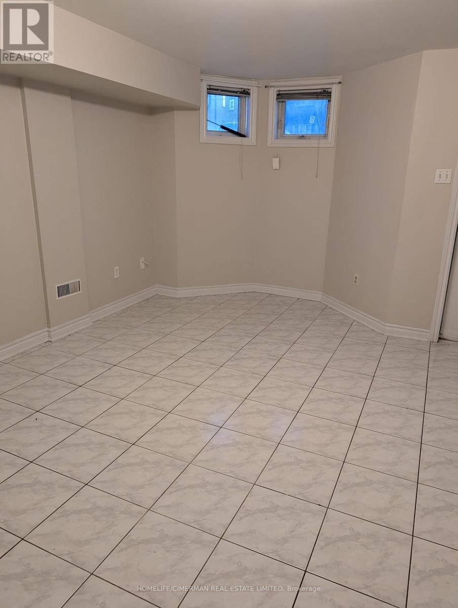 1585 Weston Road S, Toronto, Ontario  M9N 1T4 - Photo 10 - W12927126