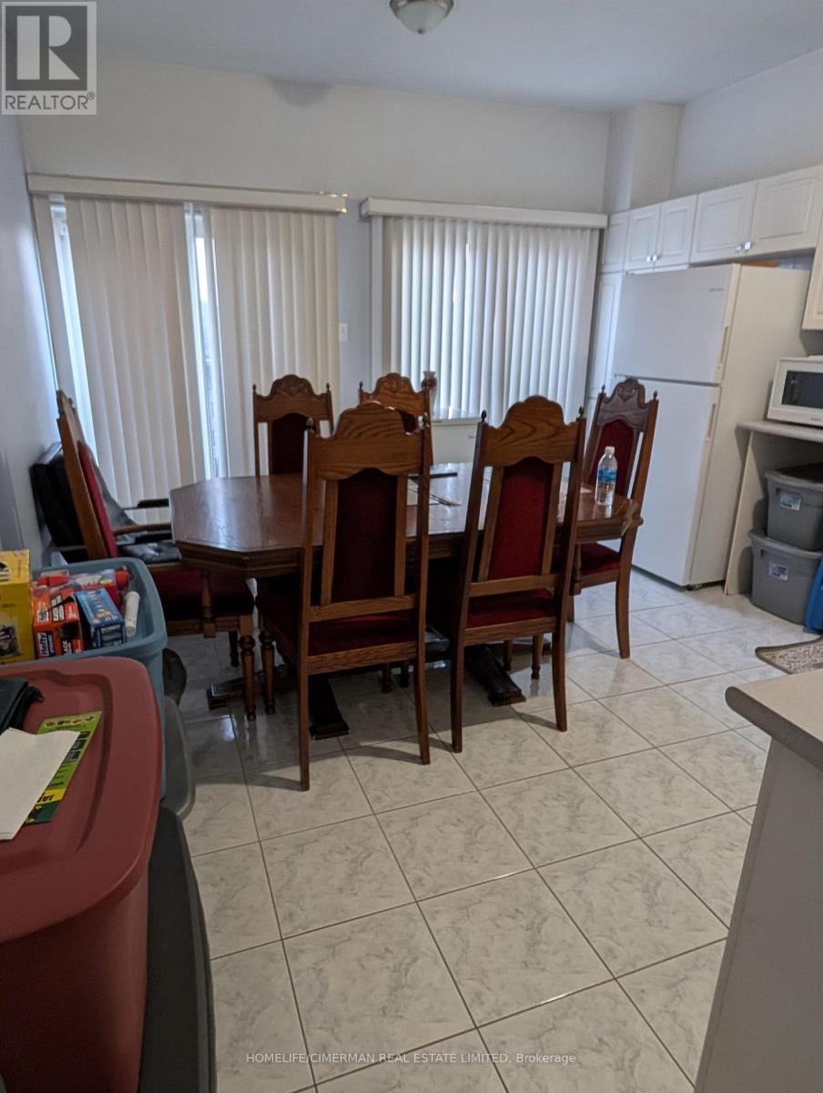 1585 Weston Road S, Toronto, Ontario  M9N 1T4 - Photo 15 - W12927126