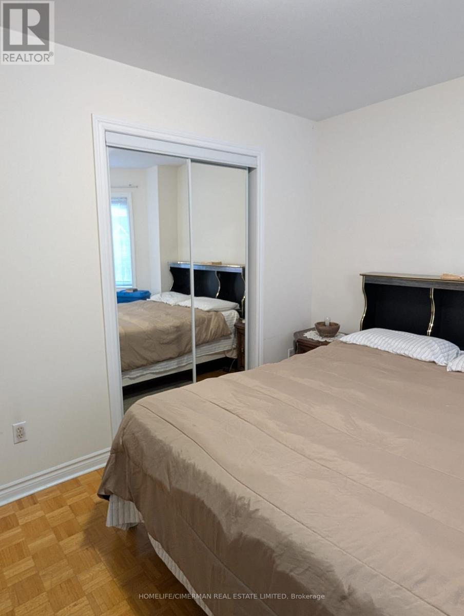 1585 Weston Road S, Toronto, Ontario  M9N 1T4 - Photo 18 - W12927126