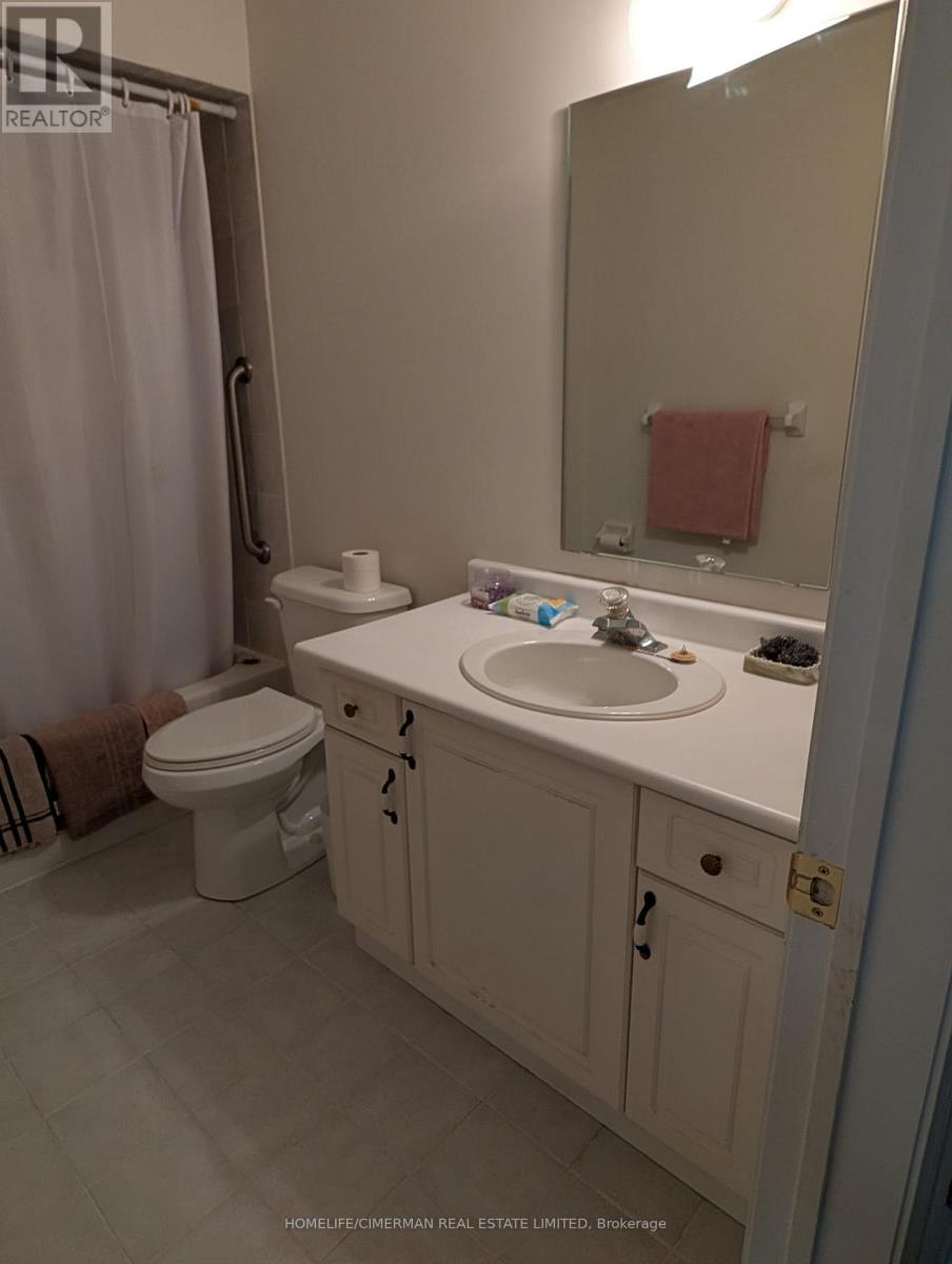 1585 Weston Road S, Toronto, Ontario  M9N 1T4 - Photo 27 - W12927126