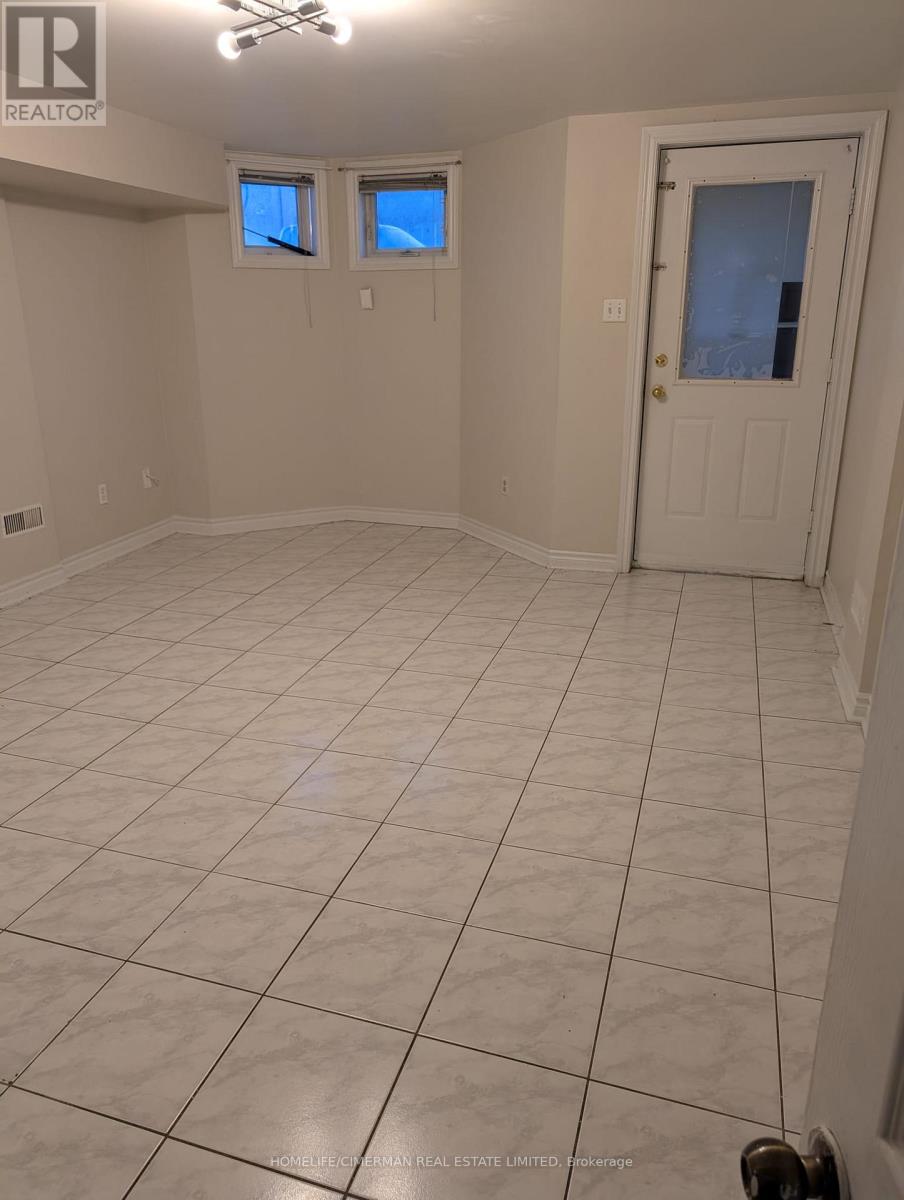 1585 Weston Road S, Toronto, Ontario  M9N 1T4 - Photo 8 - W12927126