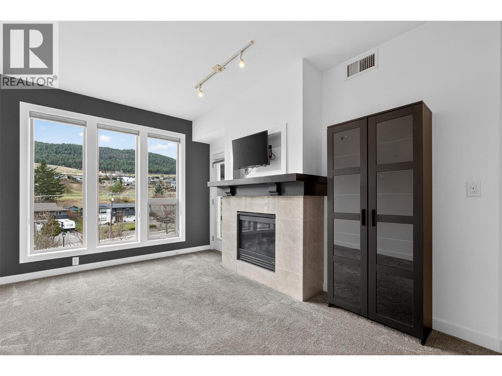 7343 Okanagan Landing Road Unit# 2402, Vernon, British Columbia  V1H 2J6 - Photo 12 - 10379661