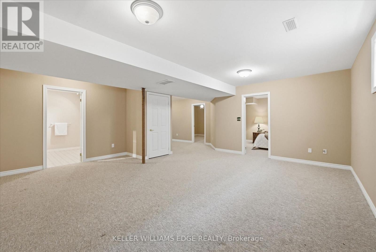 28 Wainwright Boulevard, Hamilton, Ontario  L9H 7N5 - Photo 33 - X12927130