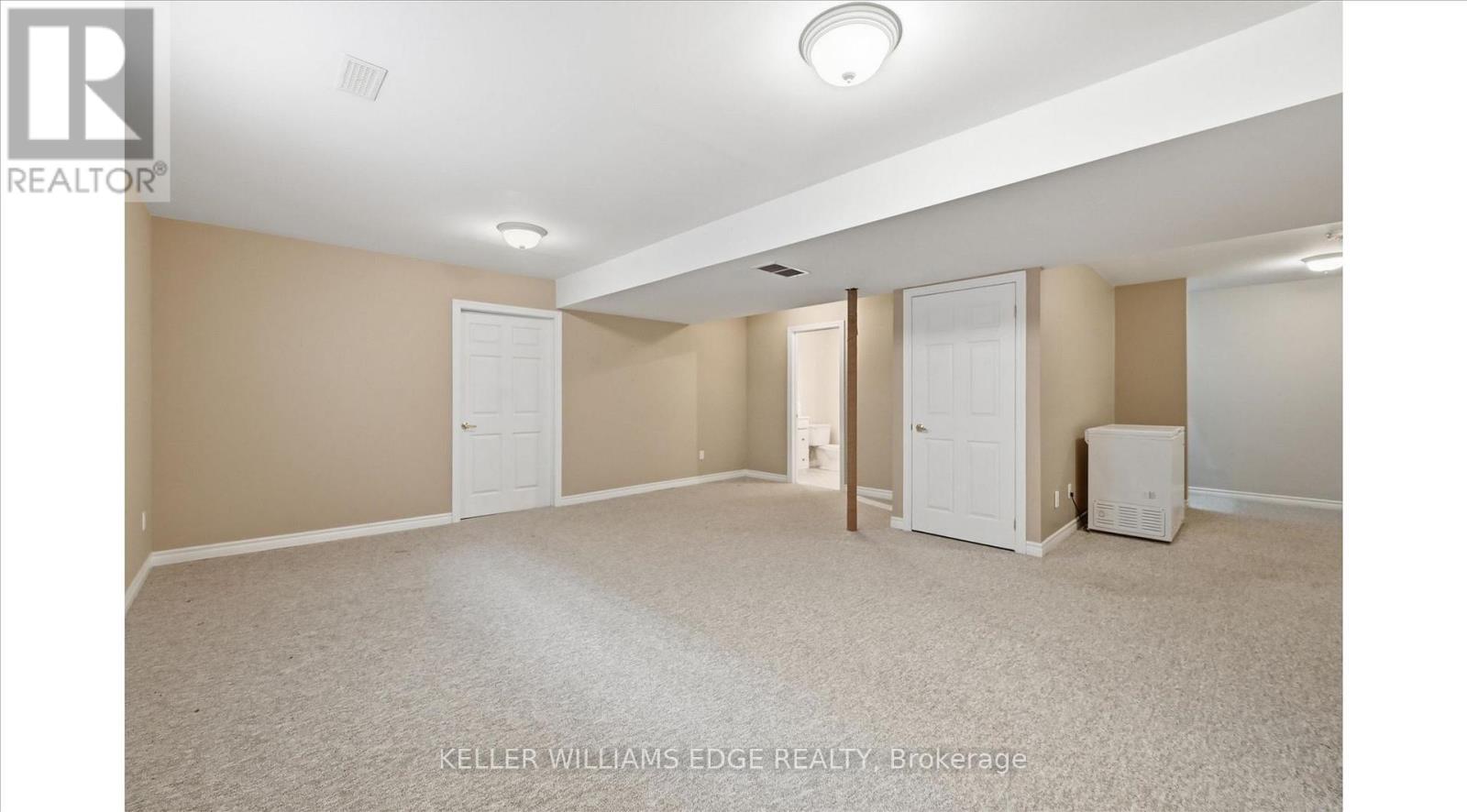 28 Wainwright Boulevard, Hamilton, Ontario  L9H 7N5 - Photo 34 - X12927130