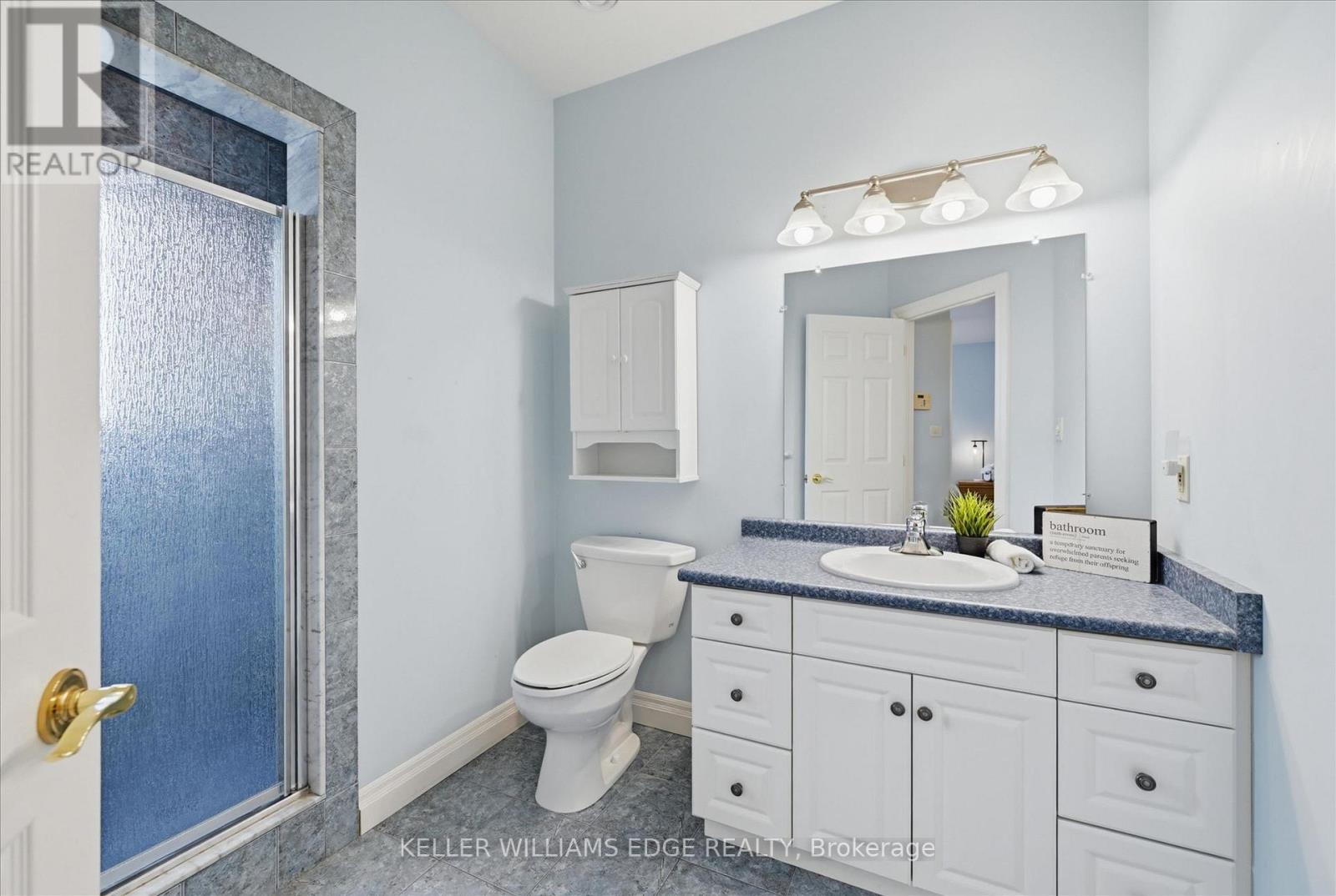 28 Wainwright Boulevard, Hamilton, Ontario  L9H 7N5 - Photo 9 - X12927130