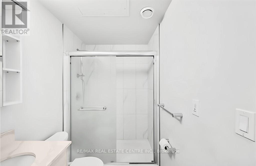 1305 - 60 Frederick Street, Kitchener, Ontario  N2H 0C7 - Photo 7 - X12927132