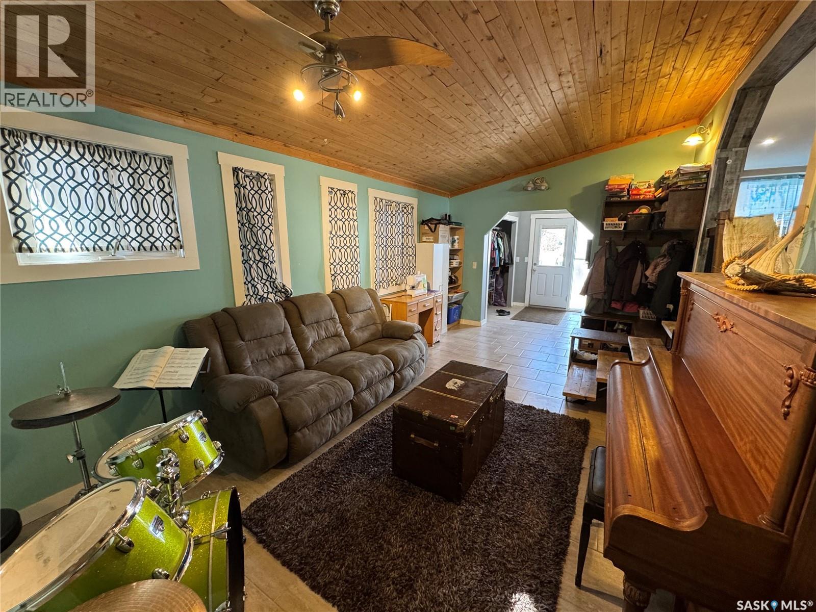 1 Saskatchewan Avenue, Griffin Rm No. 66, Saskatchewan  S0C 1G0 - Photo 4 - SK031414