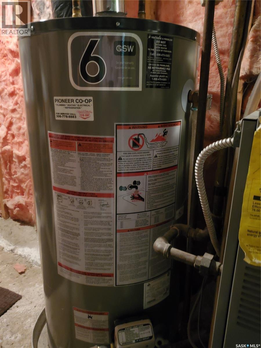 102 Railway Avenue E, Waldeck, Saskatchewan  S0H 4J0 - Photo 34 - SK031387