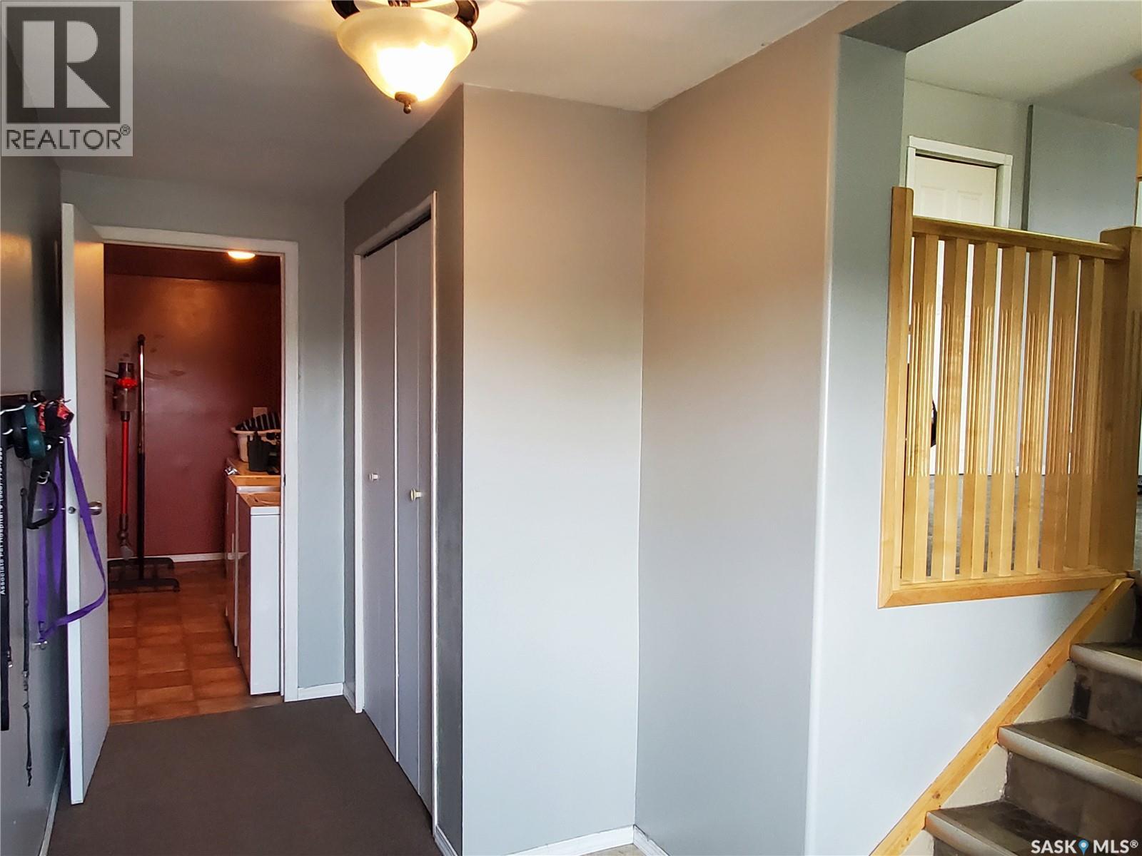 102 Railway Avenue E, Waldeck, Saskatchewan  S0H 4J0 - Photo 9 - SK031387