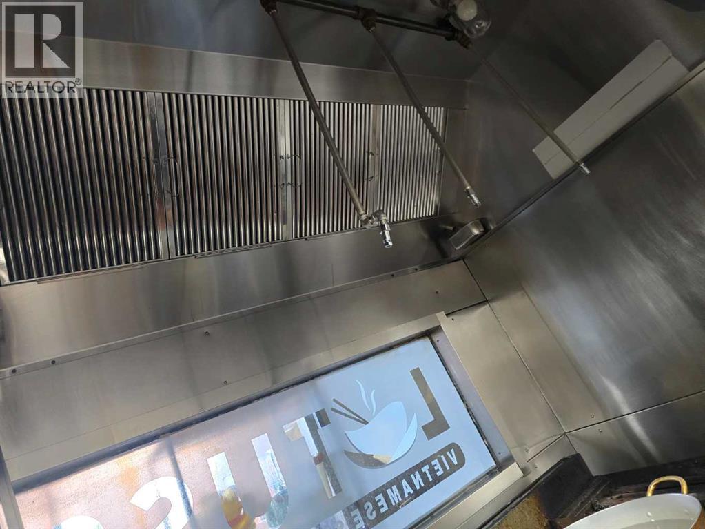 971 64 Avenue Ne, Calgary, Alberta  T2E 9b7 - Photo 12 - A2205340