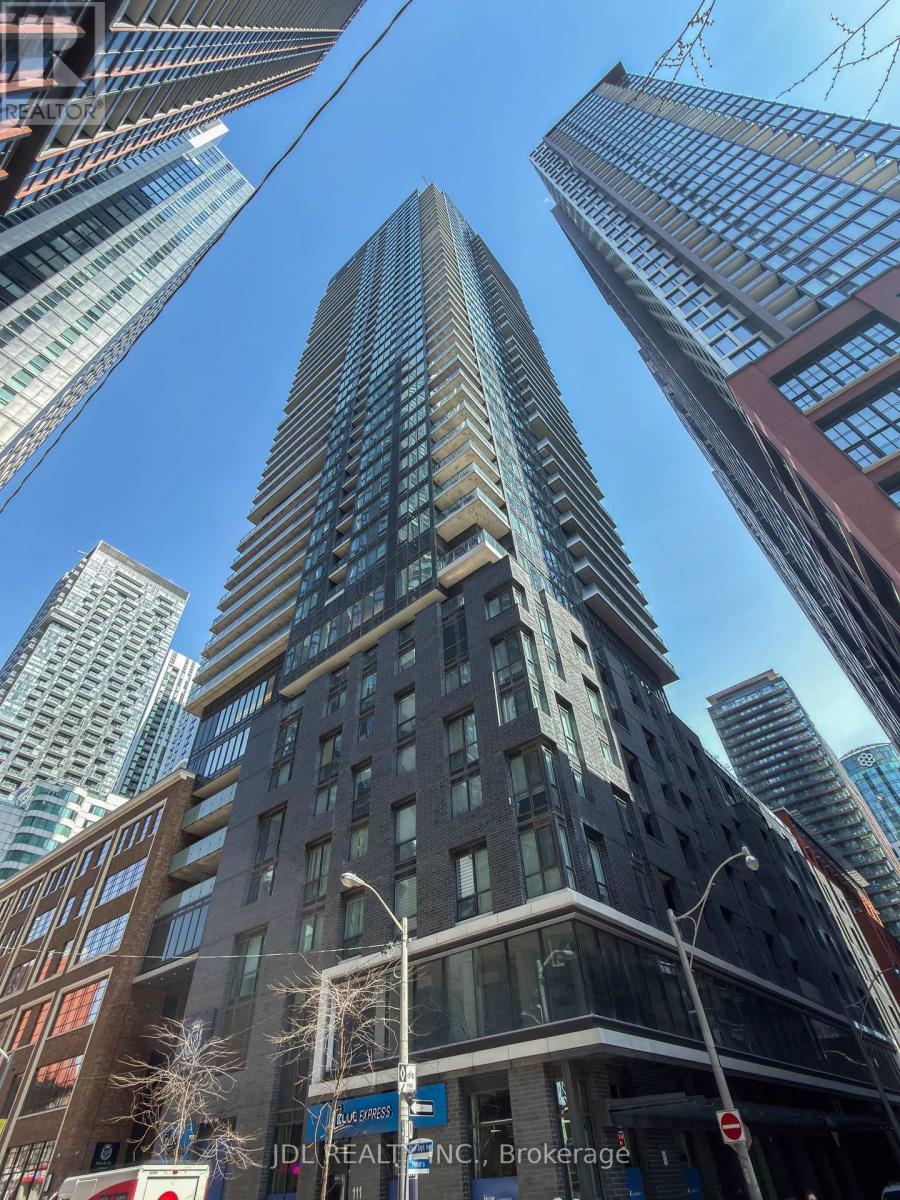 1602 - 115 BLUE JAYS WAY, Toronto, Ontario